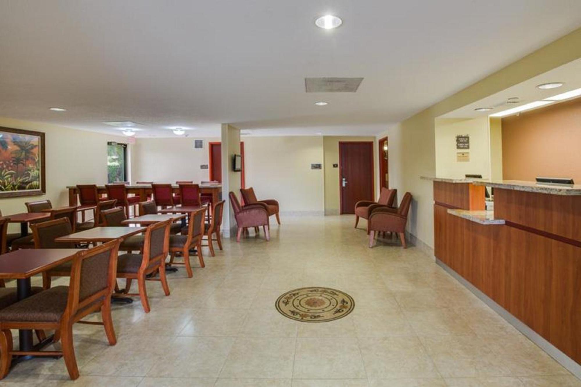 Best Western Fort Lauderdale Airport Cruise Port Buitenkant foto